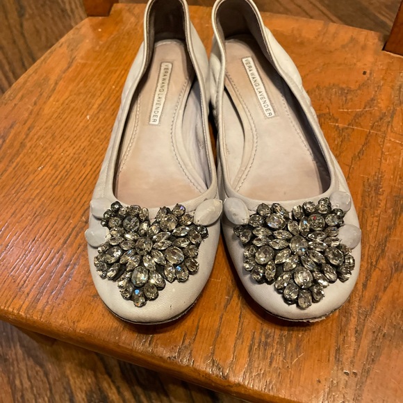 Vera Wang Lavender Label ballet flats - Picture 3 of 10